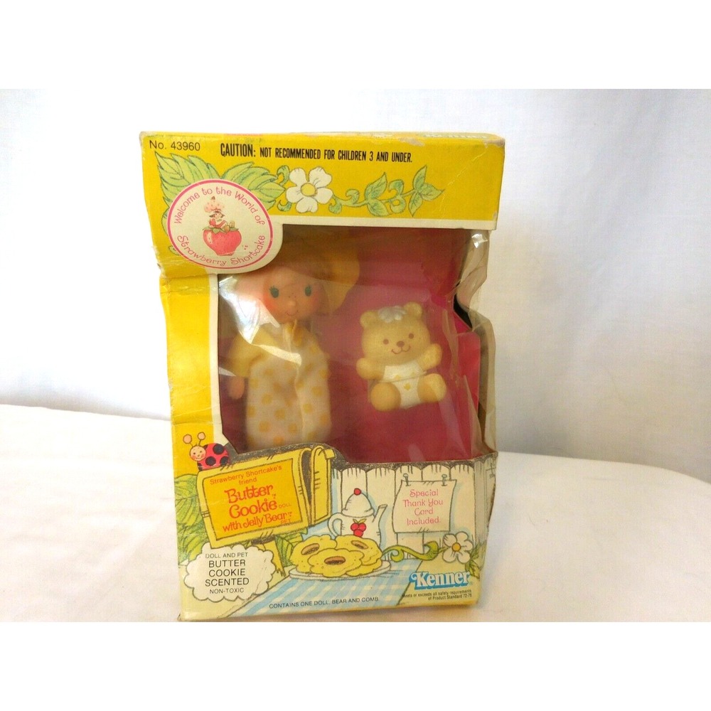 Vintage Strawberry Shortcake Butter Cookie Doll with Jelly Bear Pet 43960 Sealed